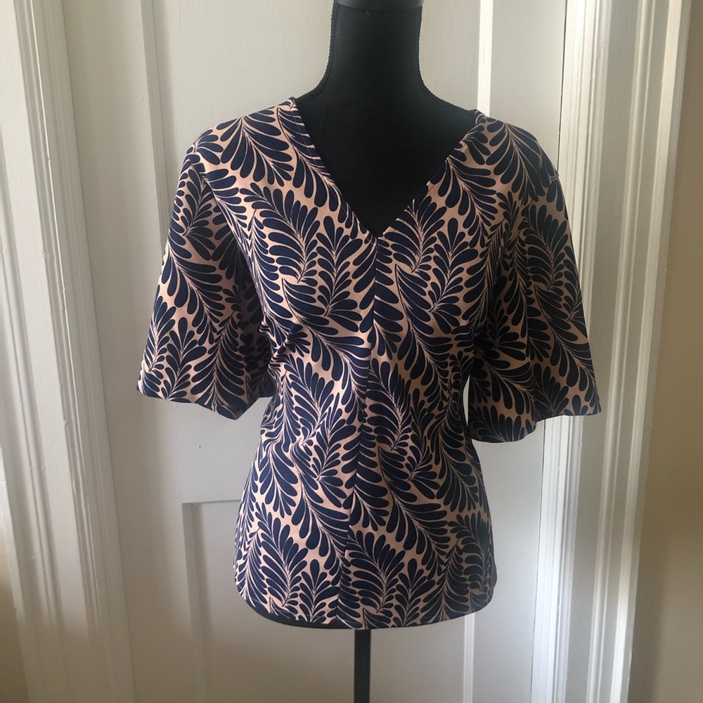 Ann Taylor Pink & Navy V-Neck Blouse - size L